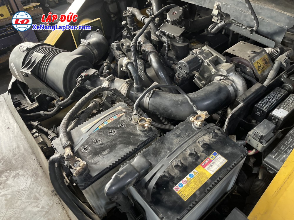 Xe nâng dầu 4 tấn Komatsu FH40-2, 6m, 2015