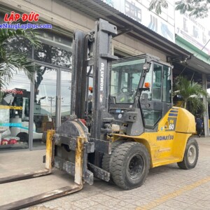 Xe nâng dầu 6 tấn Komatsu FH60-1, 4m gắn càng xoay
