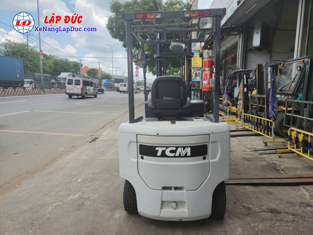 Xe nâng điện 3 tấn TCM FB30-8 lốp đôi, xe mới 100%