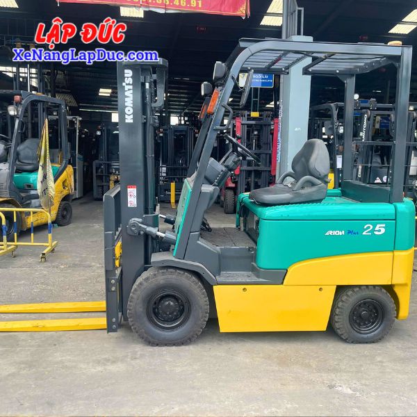 xe-nang-dien-ngoi-komatsu-fb25ex-11-2 Xe nâng điện ngồi KOMATSU FB25EX-11