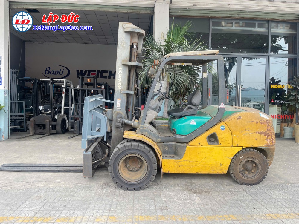 Xe Nâng Dầu 4.5 Tấn KOMATSU FD45T-10