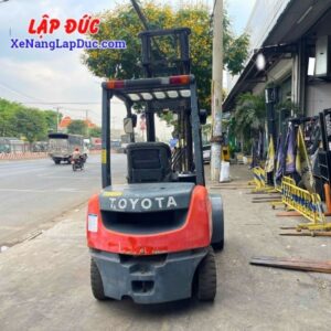 Xe Nâng Dầu 2.5 Tấn TOYOTA 02-8FD25