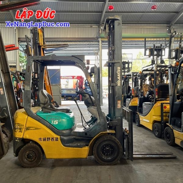 xe-nang-dau-1-5-tan-komatsu-fd15c-18(1) Xe Nâng Dầu 1.5 Tấn KOMATSU FD15C-18