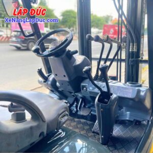 Xe nâng dầu 2.5 tấn KOMATSU FD30NT-16