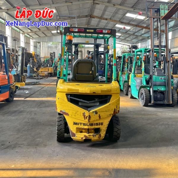Xe Nâng Dầu 2 Tấn MITSUBISHI FDE20T