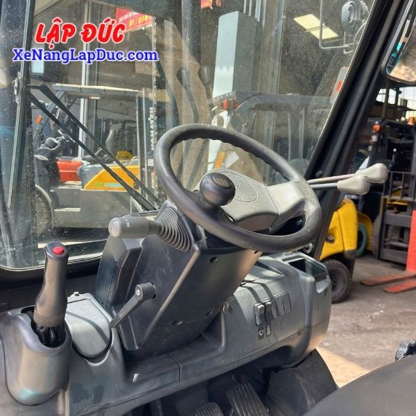 xe-nang-dau-3-5-tan-sumitomo-13fd35paiii24d(6) Xe Nâng Dầu 3.5 Tấn SUMITOMO 13FD35PAIII24D