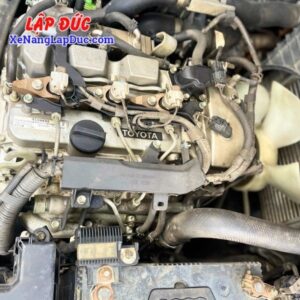 Xe Nâng Dầu 3 Tấn TOYOTA 02-8FD30