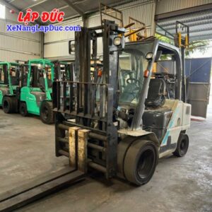 Xe nâng dầu 3 tấn UNICARRIERS FHD30T5