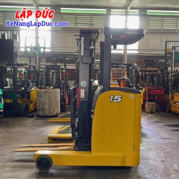 xe-nang-dien-dung-1-5-tan-komatsu-fb15rw-15(2) Xe Nâng Điện Đứng 1.5 Tấn KOMATSU FB15RW-15