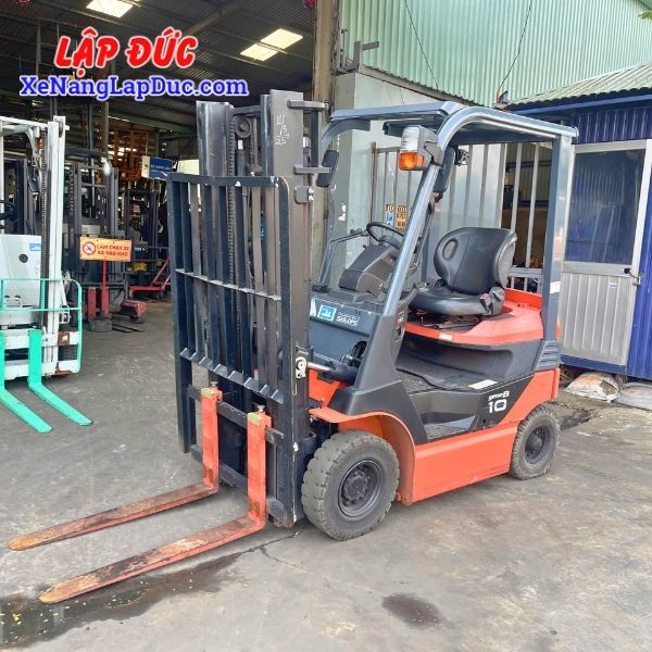 xe-nang-dien-ngoi-1-tan-toyota-8fb10-4 (1) Xe Nâng Điện Ngồi 1 Tấn TOYOTA 8FB10