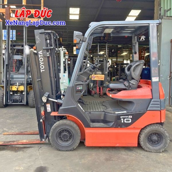 xe-nang-dien-ngoi-1-tan-toyota-8fb10-4 (2) Xe Nâng Điện Ngồi 1 Tấn TOYOTA 8FB10