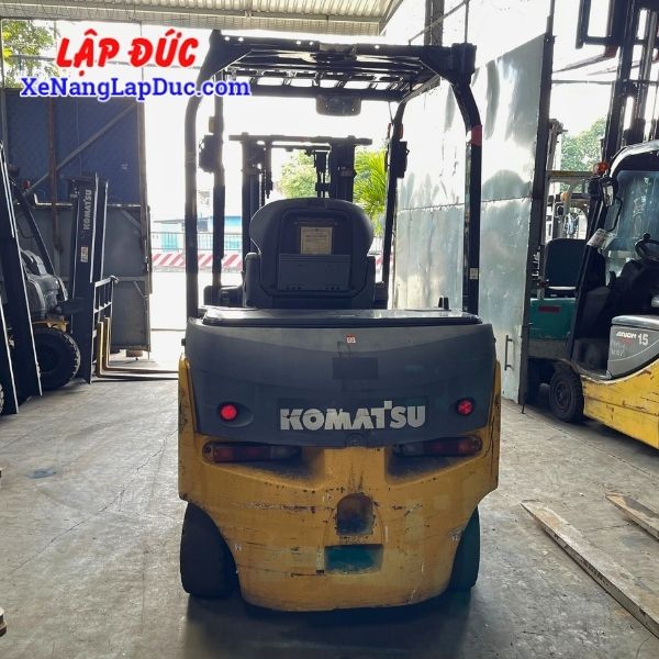 xe-nang-dien-ngoi-2-5-tan-komatsu-fb25-12-4(5) Xe Nâng Điện Ngồi 2.5 Tấn KOMATSU FB25-12