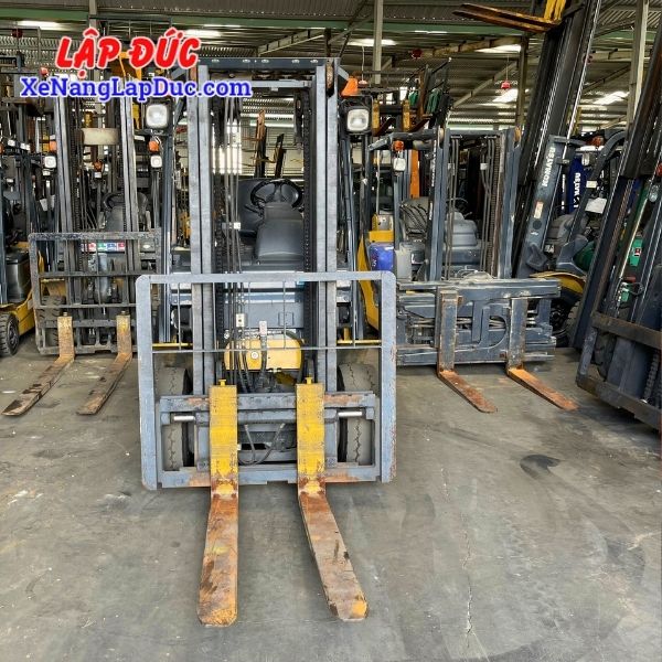 xe-nang-dien-ngoi-2-5-tan-komatsu-fb25-12-4(6) Xe Nâng Điện Ngồi 2.5 Tấn KOMATSU FB25-12