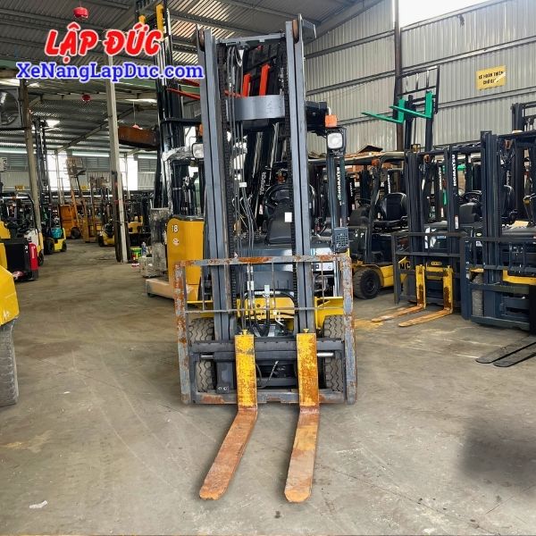 xe-nang-dien-ngoi-2-5-tan-komatsu-fe25-1-2(5) Xe Nâng Điện Ngồi 2.5 Tấn KOMATSU FE25-1