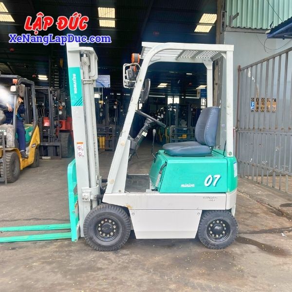 xe-nang-dien-ngoi-700-kg-komatsu-fb07-3 (3) Xe Nâng Điện Ngồi 700 Kg KOMATSU FB07-3