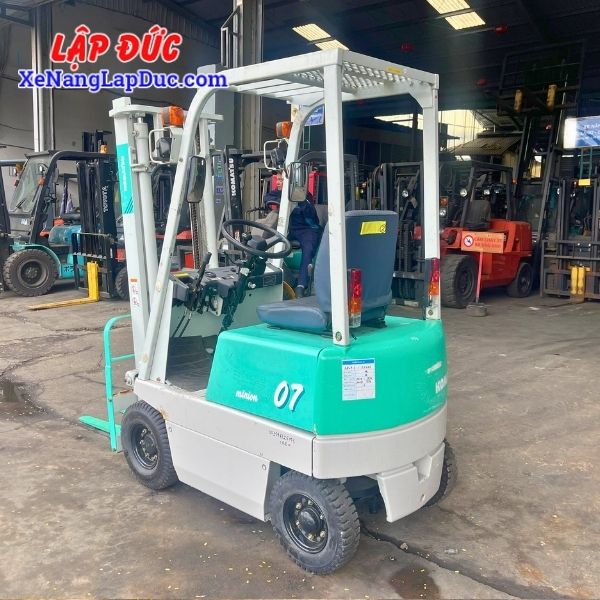 xe-nang-dien-ngoi-700-kg-komatsu-fb07-3 (6) Xe Nâng Điện Ngồi 700 Kg KOMATSU FB07-3