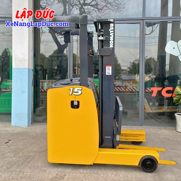 Xe nâng điện ngồi 1.5 tấn KOMATSU FB15RL-15