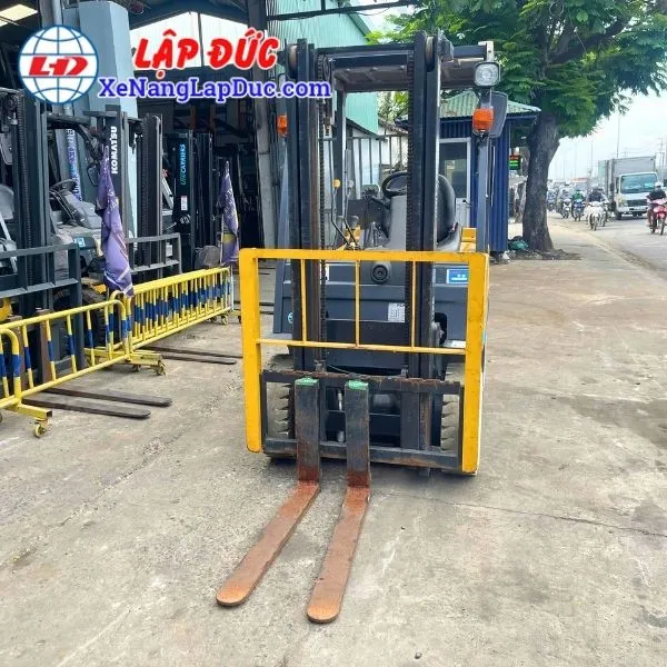 xe-nang-dau-1-tan-tcm-fd10c13 (6) Xe Nâng Dầu 1 Tấn TCM FD10C13