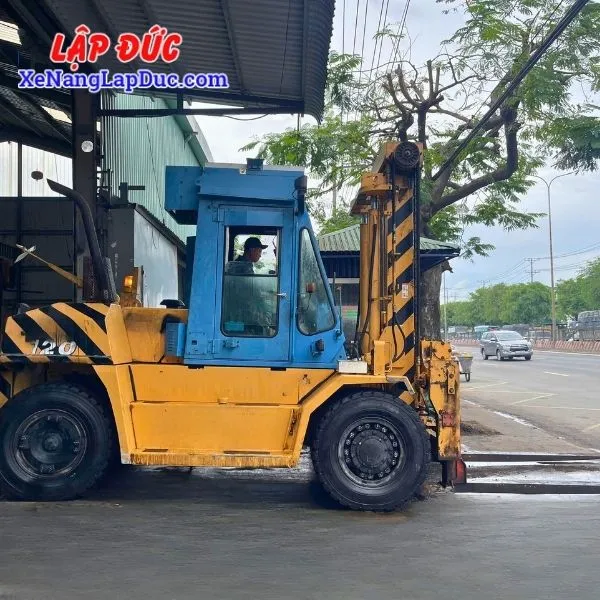 xe-nang-dau-12-tan-komatsu-fd120-8 (3) Xe Nâng Dầu 12 Tấn KOMATSU FD120-8