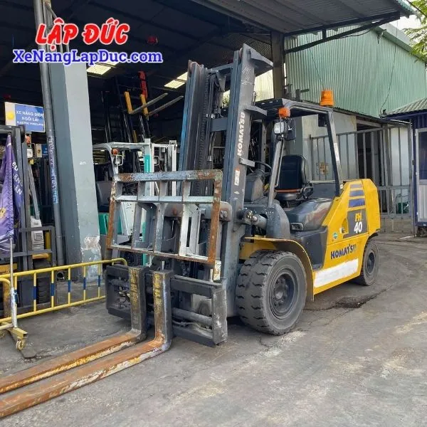 Xe Nâng Dầu 4 Tấn KOMATSU FH40-2