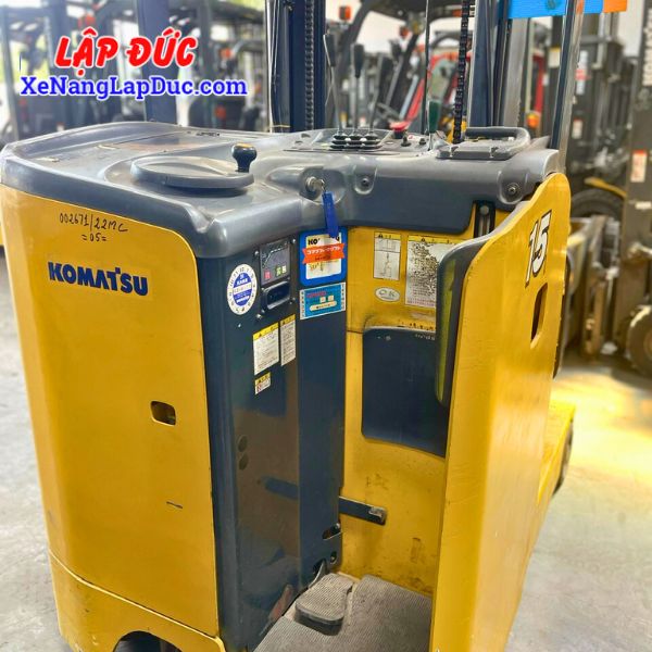xe-nang-dien-dung-1-5-tan-komatsu-fb15rl-15-2 (1) Xe nâng điện đứng 1.5 Tấn KOMATSU FB15RL-15