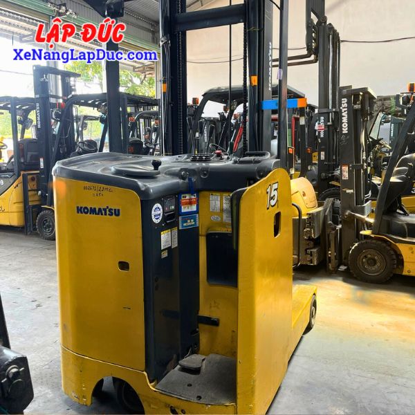xe-nang-dien-dung-1-5-tan-komatsu-fb15rl-15-2 (5) Xe nâng điện đứng 1.5 Tấn KOMATSU FB15RL-15