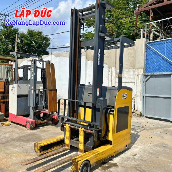 xe-nang-dien-dung-1-5-tan-komatsu-fb15rl-15-4 (1) Xe nâng điện đứng 1.5 Tấn KOMATSU FB15RL-15