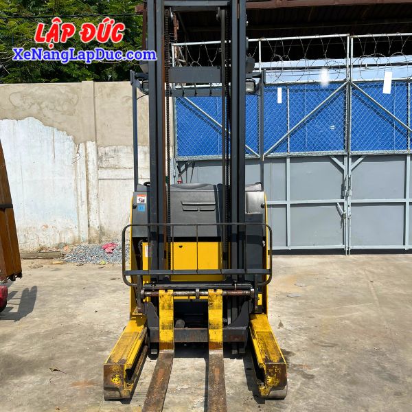 xe-nang-dien-dung-1-5-tan-komatsu-fb15rl-15-4 (3) Xe nâng điện đứng 1.5 Tấn KOMATSU FB15RL-15