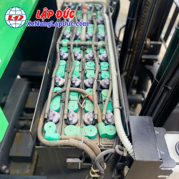 xe-nang-dien-dung-1-tan-toyota-8fbr10 (8) Xe Nâng Điện Đứng 1 Tấn TOYOTA 8FBR10