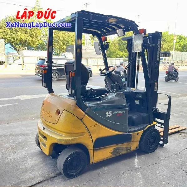 xe-nang-dien-ngoi-1-5-tan-komatsu-fb15-12-4 (5) Xe Nâng Điện Ngồi 1.5 Tấn KOMATSU FB15-12