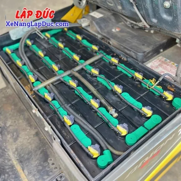 xe-nang-dien-ngoi-1-5-tan-komatsu-fb15-12-4 (8) Xe Nâng Điện Ngồi 1.5 Tấn KOMATSU FB15-12