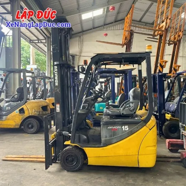 xe-nang-dien-ngoi-1-5-tan-komatsu-fb15m-12-4 (2) Xe Nâng Điện Ngồi 1.5 tấn KOMATSU FB15M-12