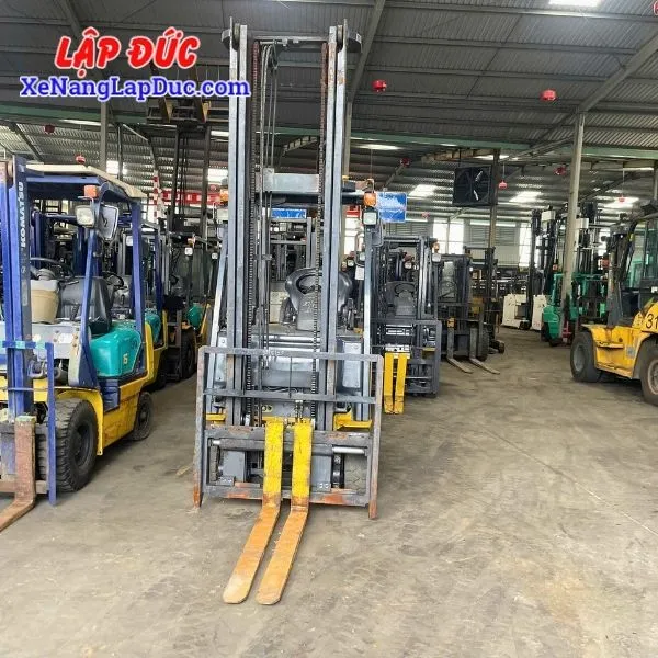 xe-nang-dien-ngoi-1-5-tan-komatsu-fb15m-12-4 (4) Xe Nâng Điện Ngồi 1.5 tấn KOMATSU FB15M-12