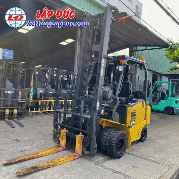 Xe Nâng Điện Ngồi 2.5 KOMATSU FE25H-1