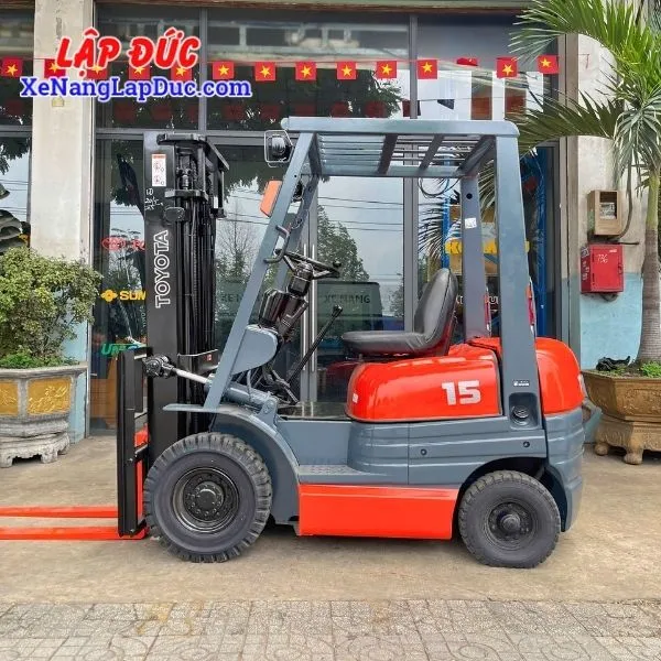 xe-nang-xang-1-5-tan-toyota-6fg15 (2) Xe Nâng Xăng 1.5 Tấn TOYOTA 6FG15