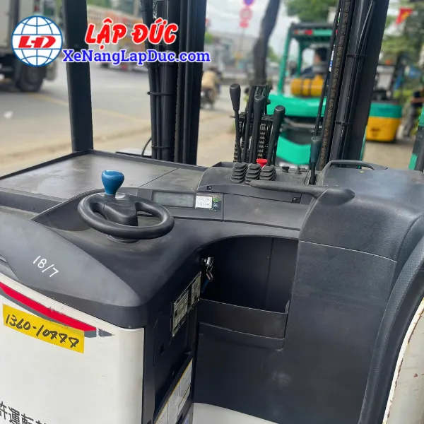 xe-nang-dien-dung-1-5-tan-nichiyu-fbrmw15-85b-550mcs (6) Xe Nâng Điện Đứng 1.5 Tấn NICHIYU FBRMW15-85B-550MCS