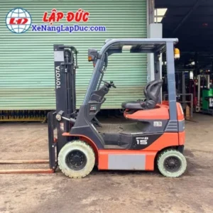 Xe Nâng Điện Ngồi 1.5 Tấn TOYOTA 8FB15