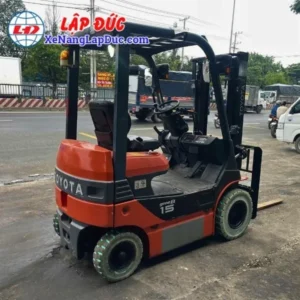 Xe Nâng Điện Ngồi 1.5 Tấn TOYOTA 8FB15