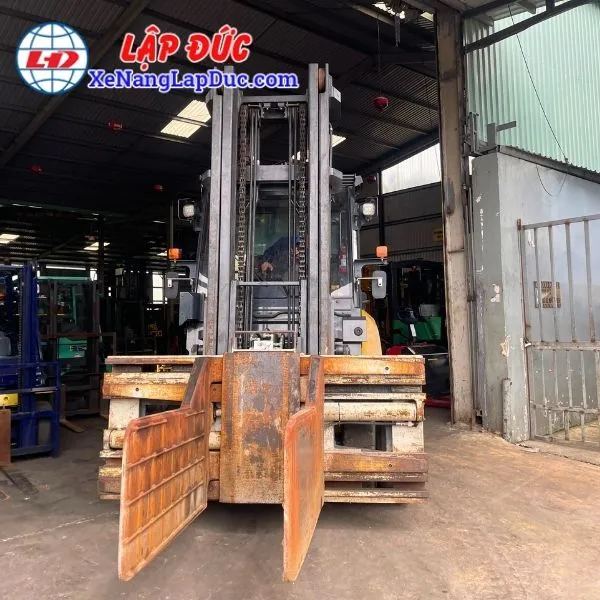 xe-nang-dau-8-tan-komatsu-fh80-2-4 (6) Xe Nâng Dầu 8 Tấn KOMATSU FH80-2