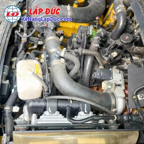 xe-nang-dau-8-tan-komatsu-fh80-2-4 (8) Xe Nâng Dầu 8 Tấn KOMATSU FH80-2