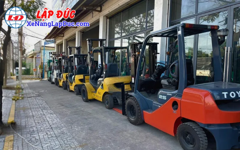 Xe Nâng Tại Lập Đức