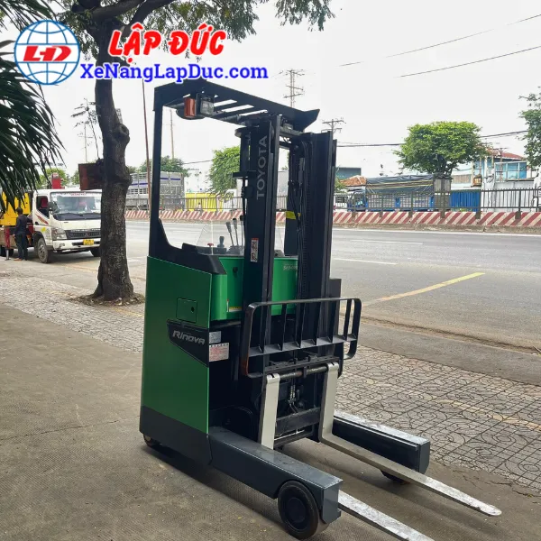 Xe Nâng Điện Đứng 1.3 Tấn TOYOTA 8FBRK13