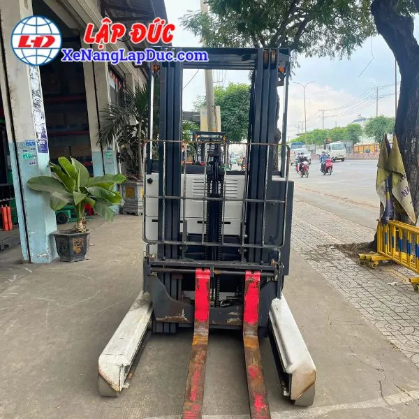 xe-nang-dien-dung-1-8-tan-nichiyu-fbrw18-85b-450mcs (6) Xe Nâng Điện Đứng 1.8 Tấn NICHIYU FBRW18-85B-450MCS