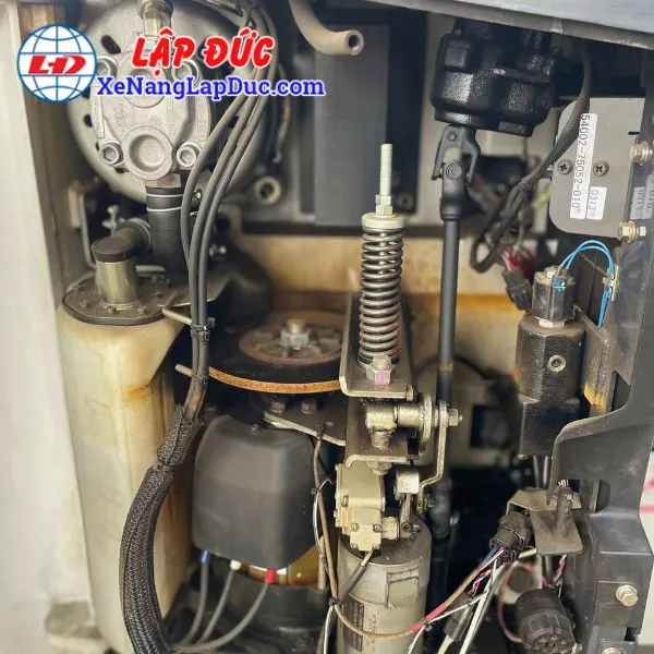 xe-nang-dien-dung-1-8-tan-nichiyu-fbrw18-85b-450mcs (7) Xe Nâng Điện Đứng 1.8 Tấn NICHIYU FBRW18-85B-450MCS