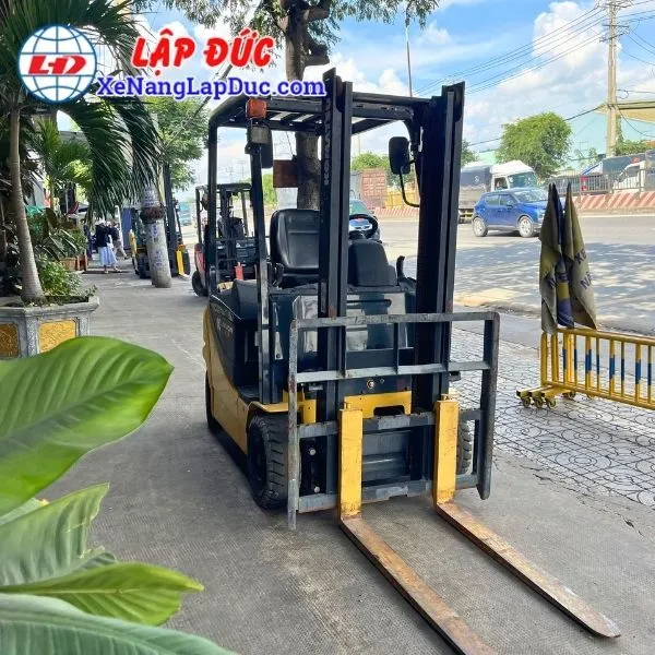 Xe Nâng Điện Ngồi 1 Tấn KOMATSU FB10-12
