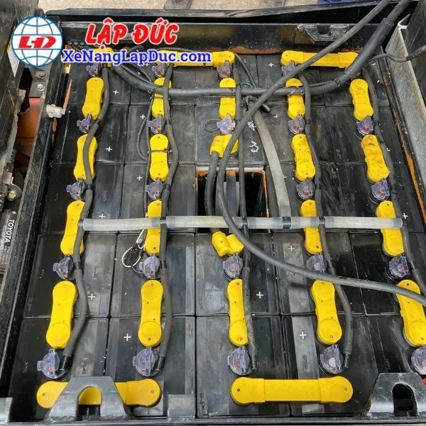 xe-nang-dien-ngoi-1-tan-toyota-8fb10-6 (7) Xe Nâng Điện Ngồi 1 Tấn TOYOTA 8FB10