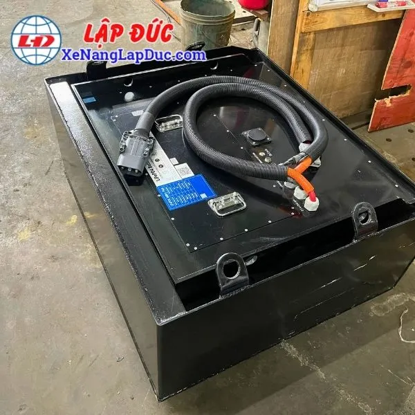 binh-dien-xe-nang-lithium-420ah-72v (5) Bình Điện Xe Nâng LITHIUM 420Ah-72V