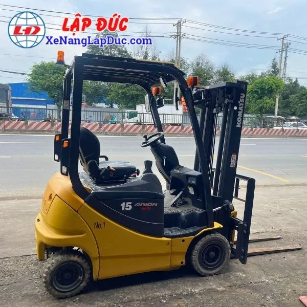 xe-nang-dien-ngoi-lai-1-5-tan-komatsu-fb15-12-8 (2) Xe Nâng Điện Ngồi Lái 1.5 Tấn KOMATSU FB15-12