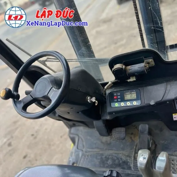 xe-nang-dien-ngoi-lai-1-5-tan-komatsu-fb15-12-9 (7) Xe Nâng Điện Ngồi Lái 1.5 Tấn KOMATSU FB15-12