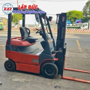 Xe Nâng Điện Ngồi Lái 1.5 Tấn TOYOTA 8FBH15